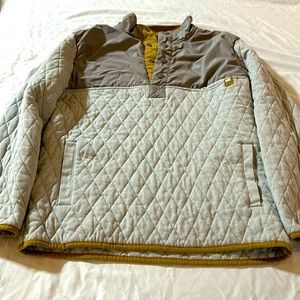 Gently worn Southern Marsh Men’s pullover size Small.